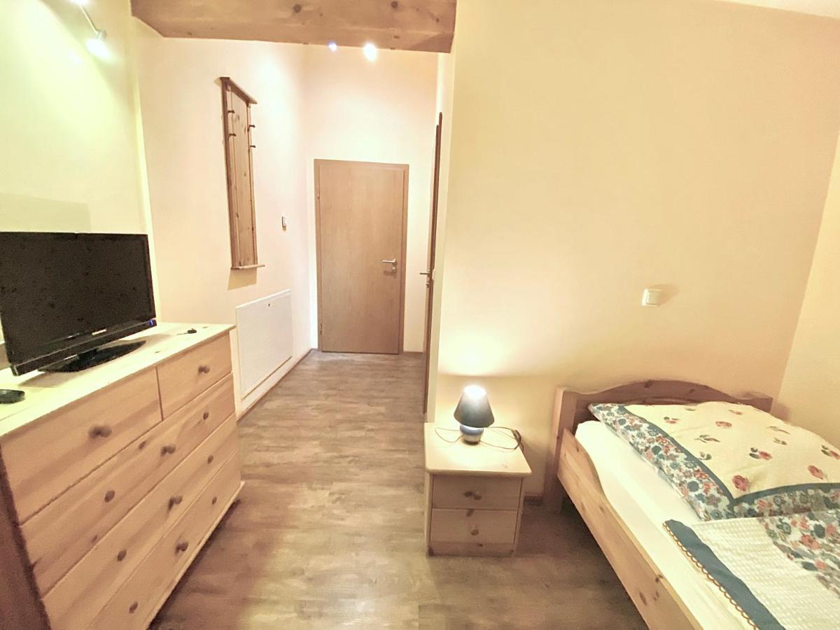Pension Laurent Ranch Gottfrieding Quarto foto