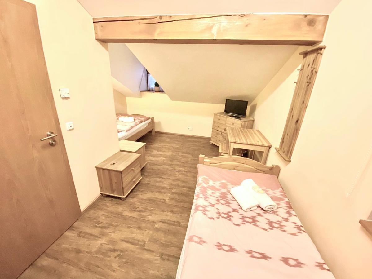 Pension Laurent Ranch Gottfrieding Quarto foto
